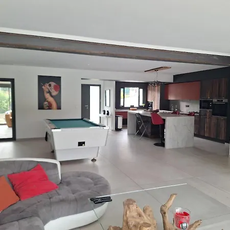 Avec Piscine, Jacuzzi Et Terrain De Petanque Entre Montpellier Et La Mediterranee فيلة Boisseron